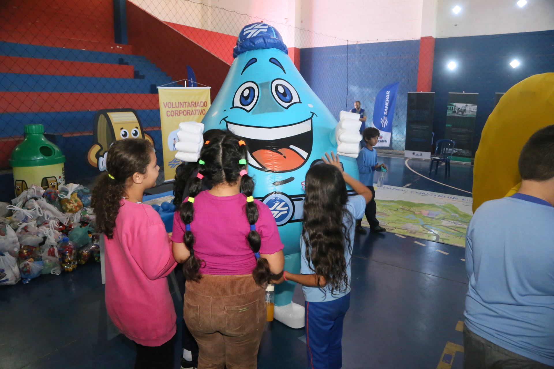 Participantes da 10ª edição do programa Sanepar Perto de Você em Campo Magro