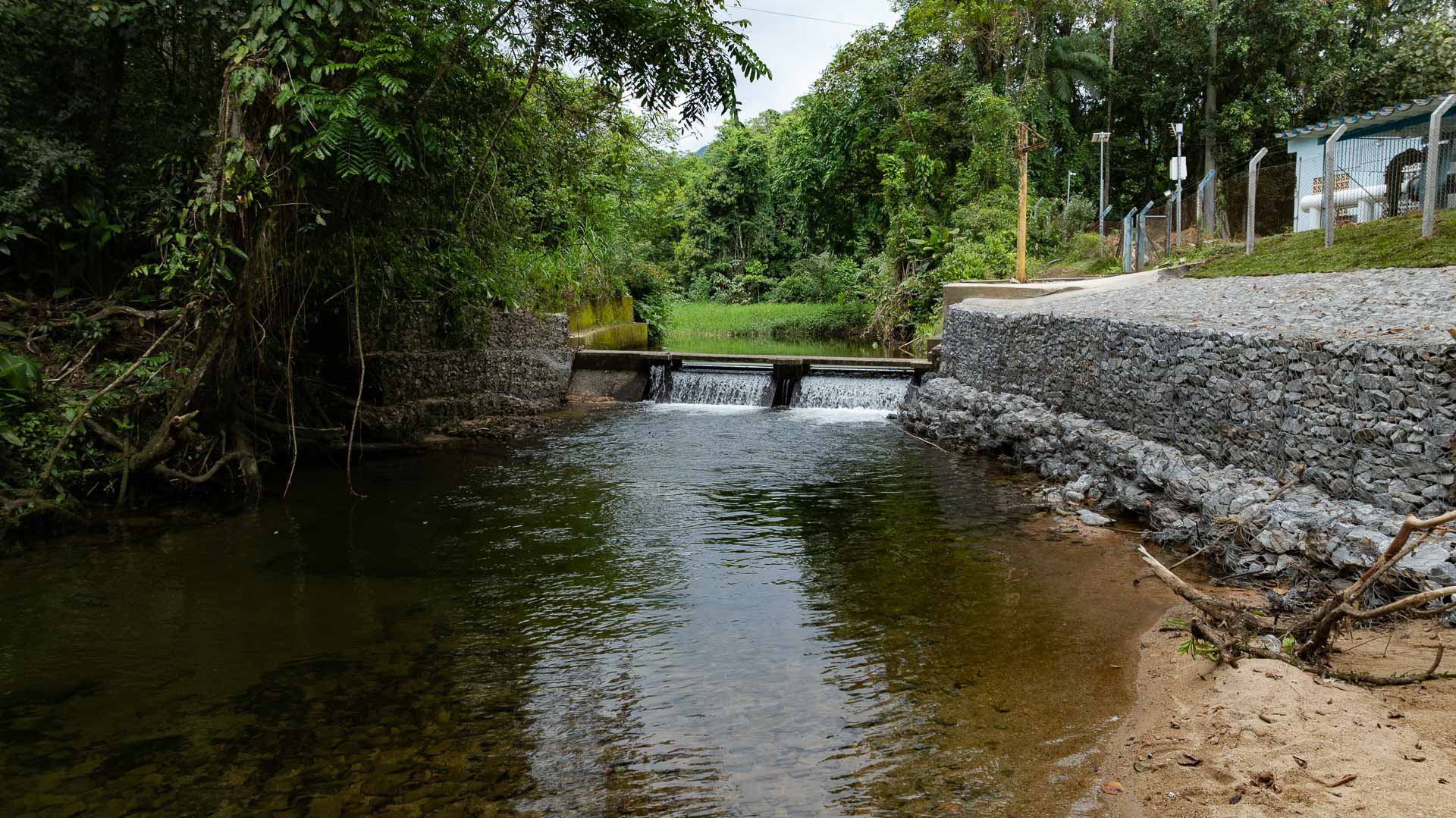 Sanepar produz 397,7 milhões de litros de água em cinco dias de Carnaval no Litoral
