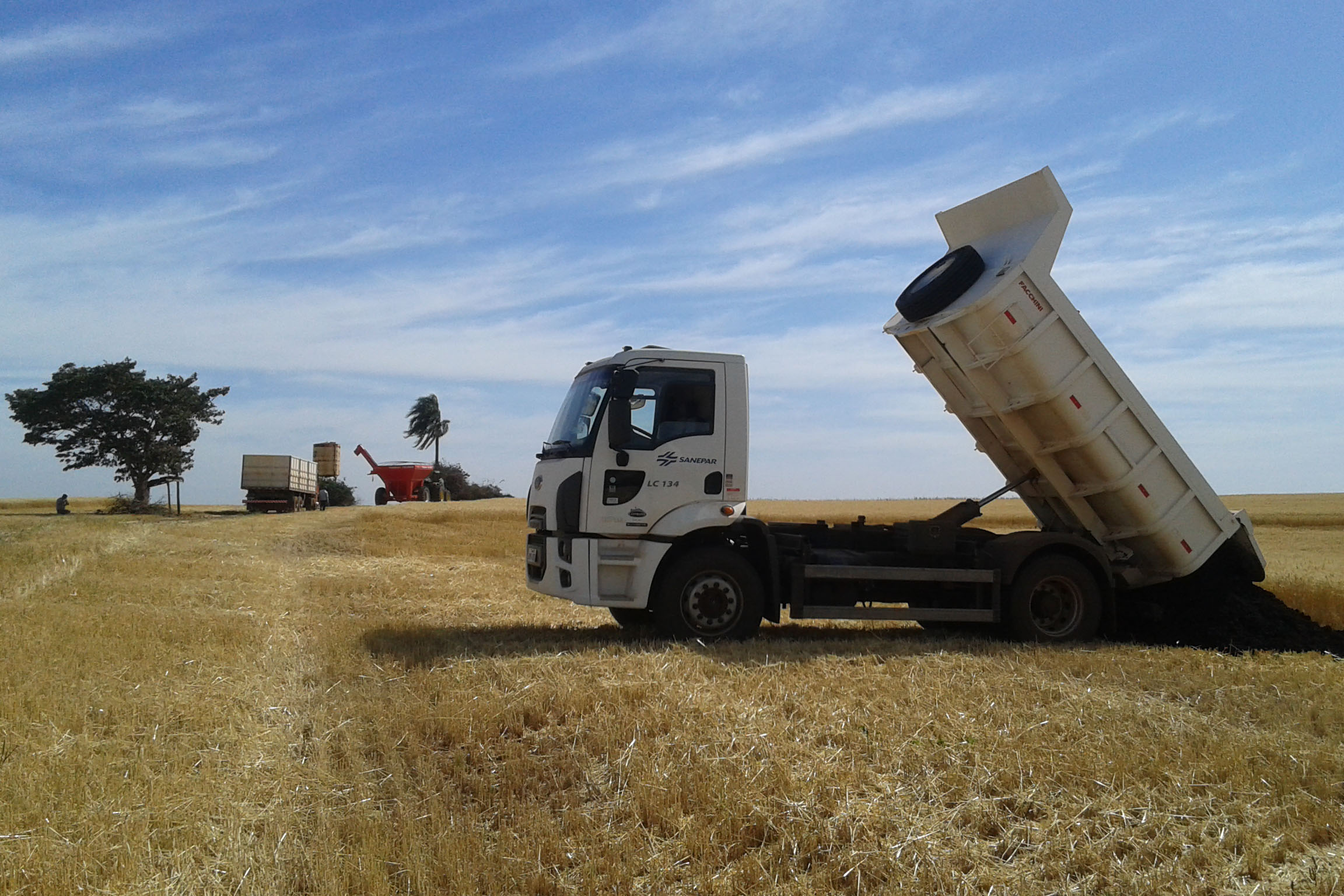 Lodo da Sanepar na agricultura