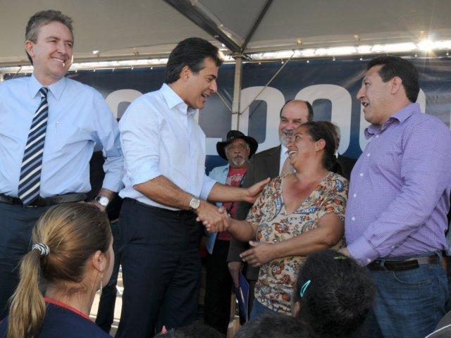 1.5000.000_ligacoes_de_esgoto_ike_280612_37.jpg