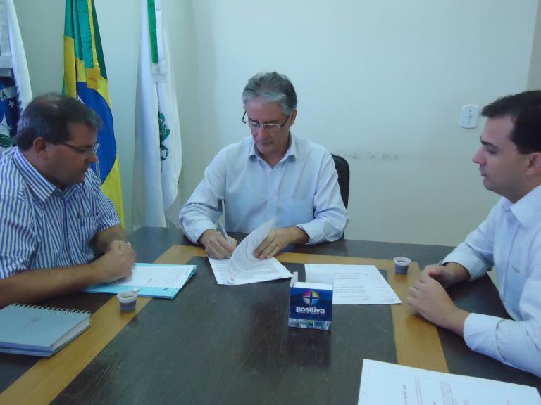 120516_-_assinatura_ta_cascavel_5.jpg