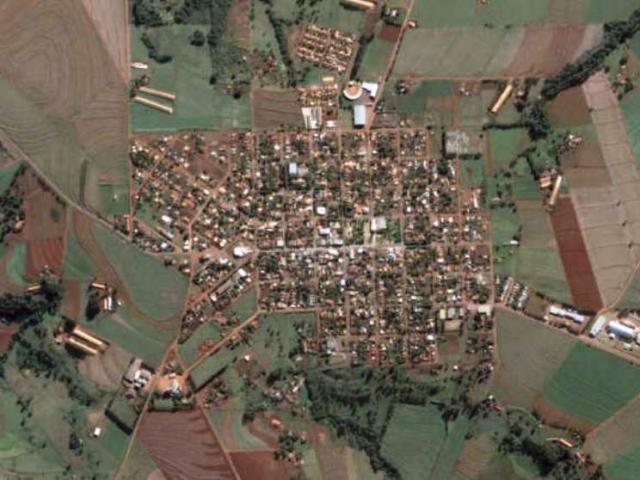 120524_-_ouro_verde_do_oeste_recebe_saneamento_rural_1.jpg