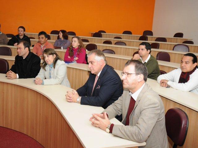 120611_sanepar_retoma_escola_da_qualidade_-_diretores.jpg