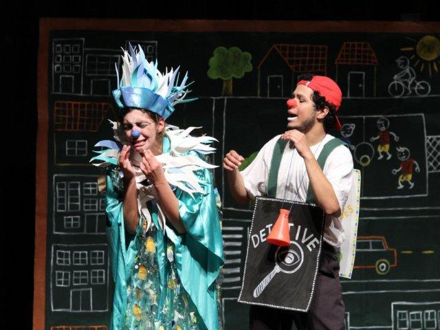 13.10.07_-__apuc_teatro_meu_esgoto_favorito-lotado_12.jpg