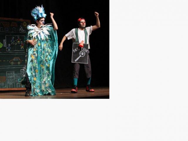 13.10.07_-__apuc_teatro_meu_esgoto_favorito-lotado_13.jpg