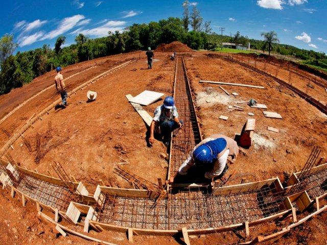 130322_construo_de_leitos_de_secagem__ete_sul_mga_1.jpg