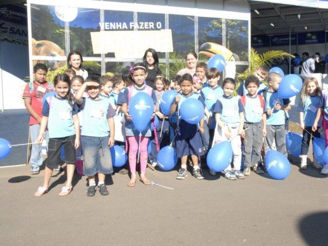 130514_estande_da_sanepar_na_expoinga_recebe_mais_de_20_mil_visitantes_1.jpg