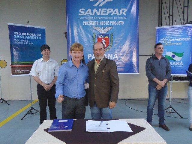 130711_-_assinatura_oss_cascavel_6.jpg