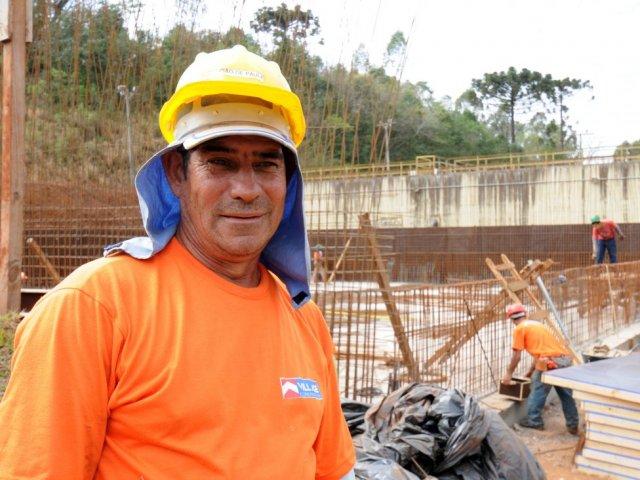 130828_-_apucarana_obra_esgoto_moradores_e_trabalhadores_-_050_joao_stos_de_paula.jpg