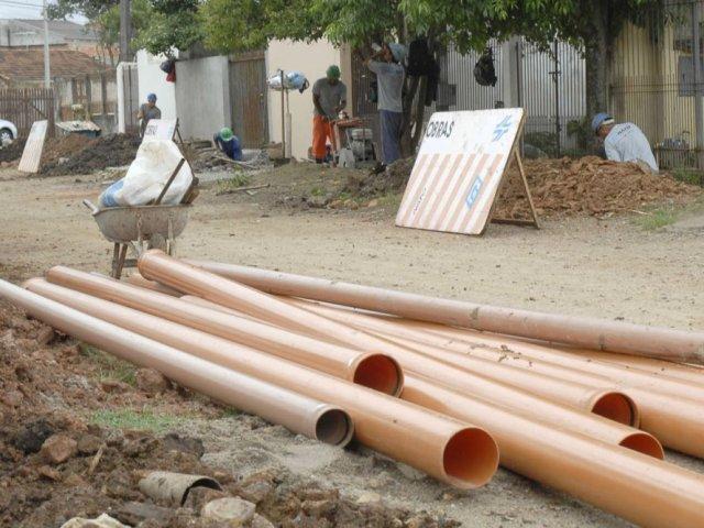 131017_contato_com_a_comunidade_previne_mau_uso_da_rede_coletora_-_obras_de_esgoto_7.jpg