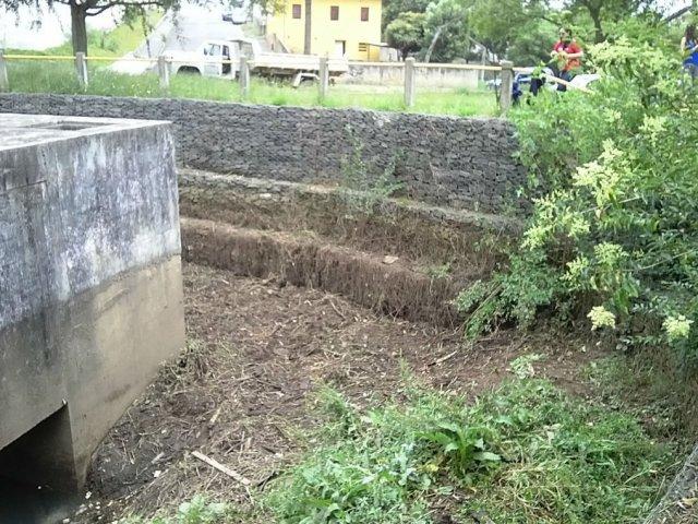 131126_ponta_grossa_-_sustentabilidade_da_escola_ao_rio_-_mutirao_limpeza_arroio_madureira_1_4.jpg