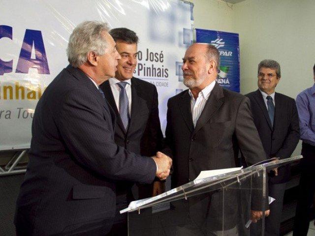 140220_-_sao_jose_dos_pinhais_assina_contrato_-_image69.jpeg