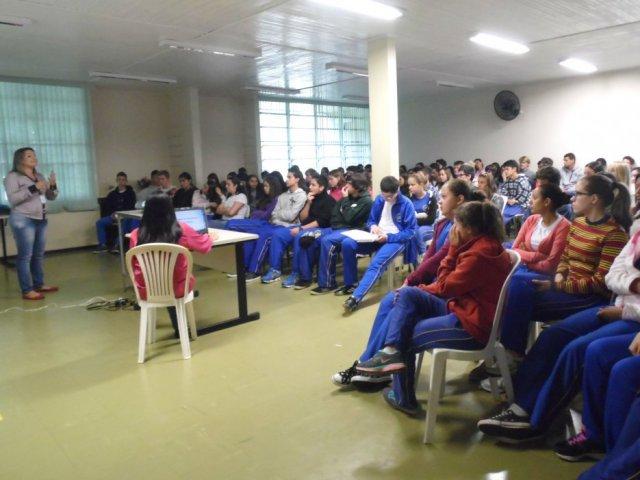 140325_ponta_grossa_-_dia_da_agua_-_atividades_continuam_3.jpg