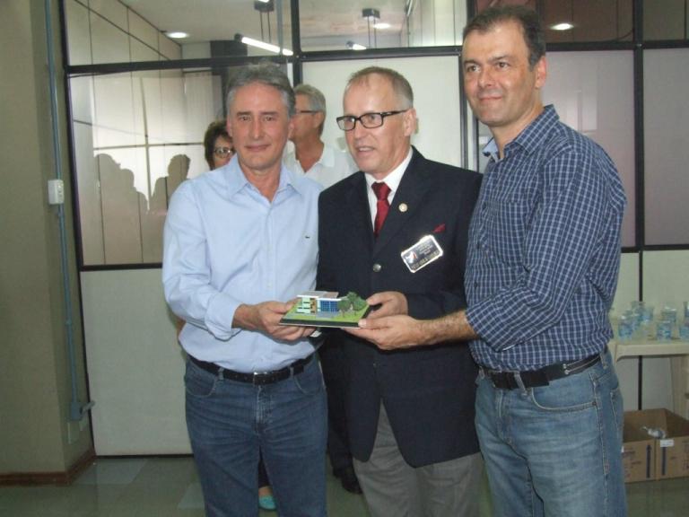 140328_-_cascavel_-_lancamento_do_ceam_-_foto_4.jpg