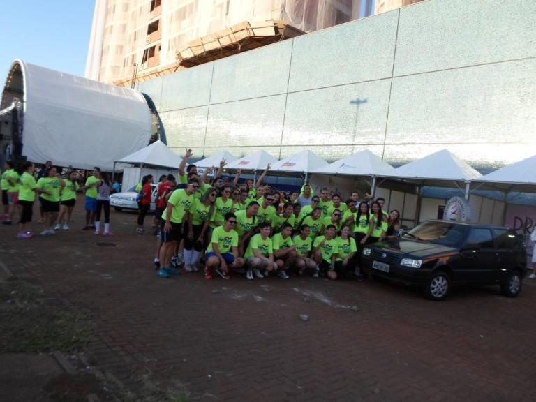 140408_sanepar_patrocina_corrida_de_maringa_1.jpg