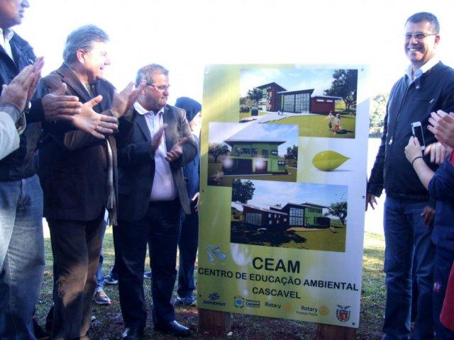 140602_-_cascavel_-_pedra_fundamental_do_ceam_4.jpg