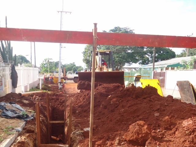140703_-_santa_terezinha_do_itaipu_-_sanepar_orienta_moradores_2.png