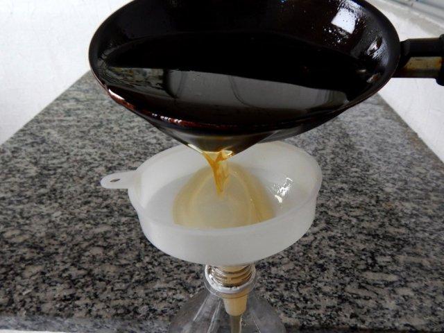 140714_-_francisco_beltrao_-_campanha_de_coleta_de_oleo_de_cozinha_1.jpg