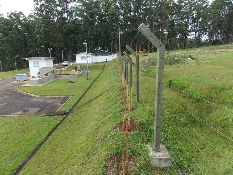 141215_-_campos_gerais_-_cortinas_verdes_2.jpg