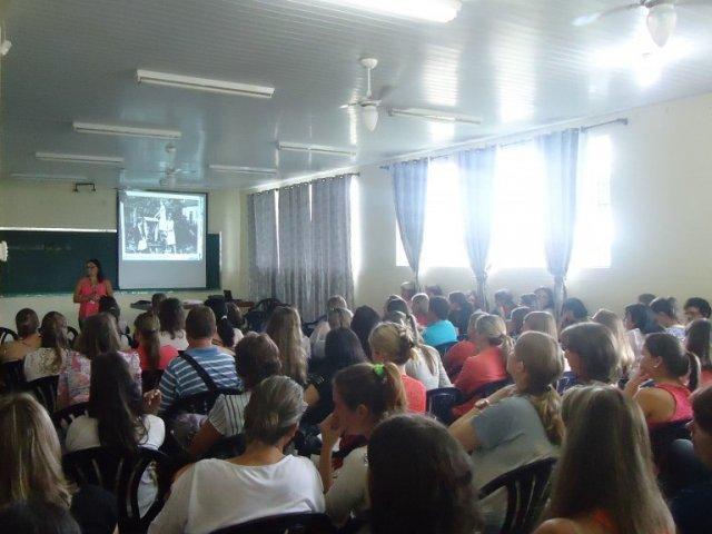 150206_-_mallet_-_porto_uniao_-_usea_-_capacitacao_professores_1.jpg