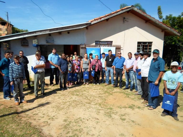 150422_-_ventania_-_vila_rural_recebe_abastecimento__1.jpg