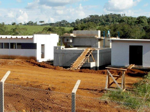 150505_-_chopinzinho_-_obra_de_agua_-_unidades_de_tratamento_de_agua.jpg