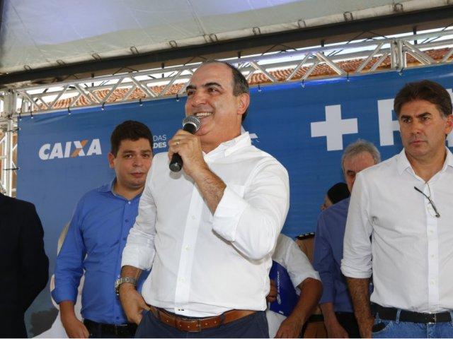 150525_-_cascavel_-_85_municipios_recebem_190_milhoes_6.jpg