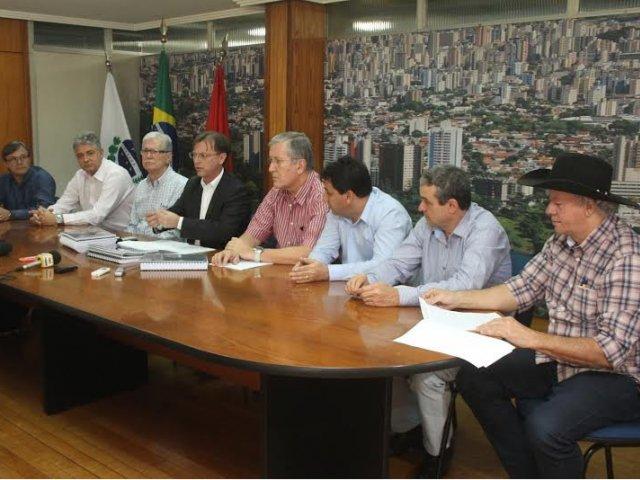 150806_londrina_kireeff_saneaemento2.jpg