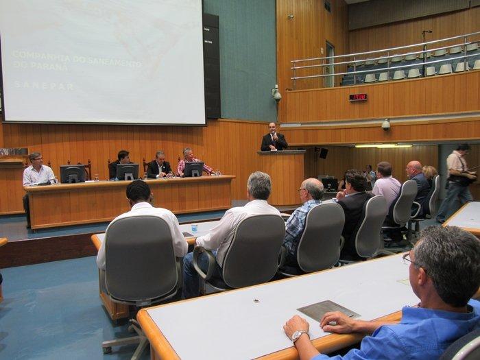 150812_londrina_audiencia_camara_2_ok.jpg