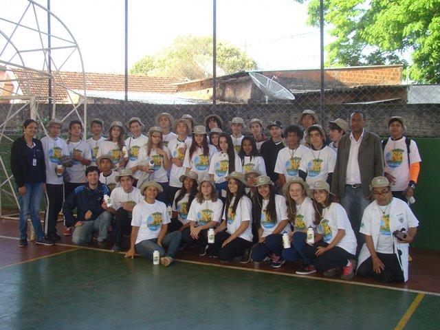 150826_rolandia_da_escola_ao_rio_1.jpg