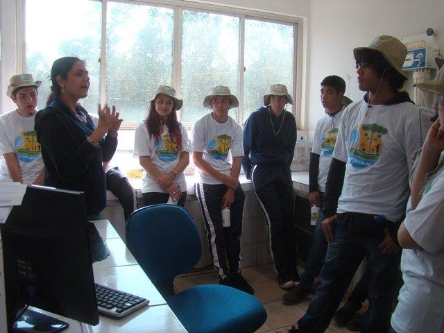 150826_rolandia_da_escola_ao_rio_6.jpg