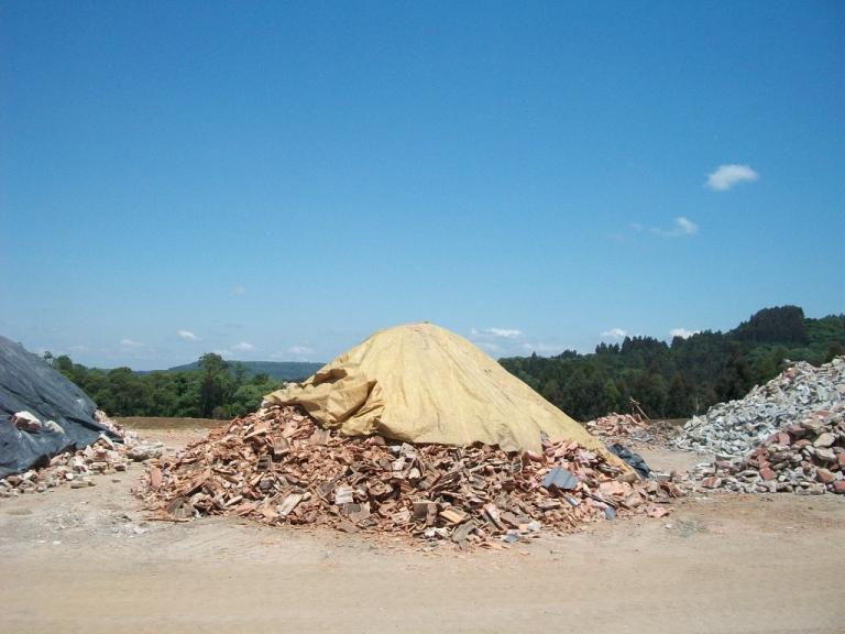 160112_-_uniao_da_vitoria_-_empresa_quer_usar_lodo_da_sanepar_para_compostagem__4.jpg