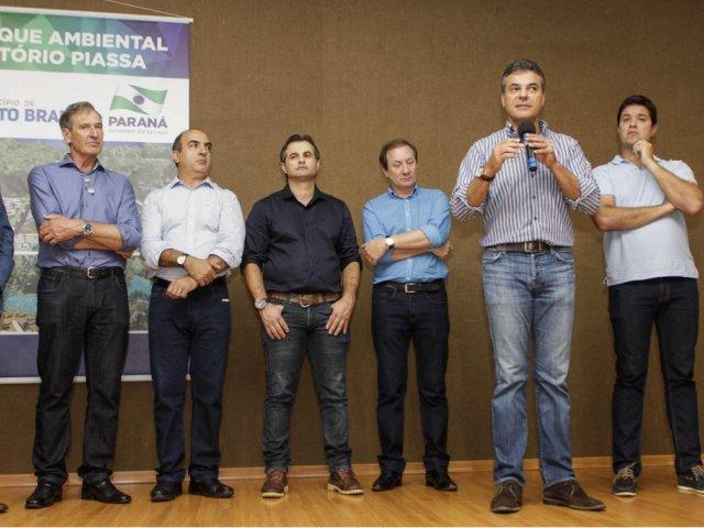 160226_-_pato_branco_-_agenda_gov_e_mounir_-_saneamento_rural_-_palanque_-_aen.jpg
