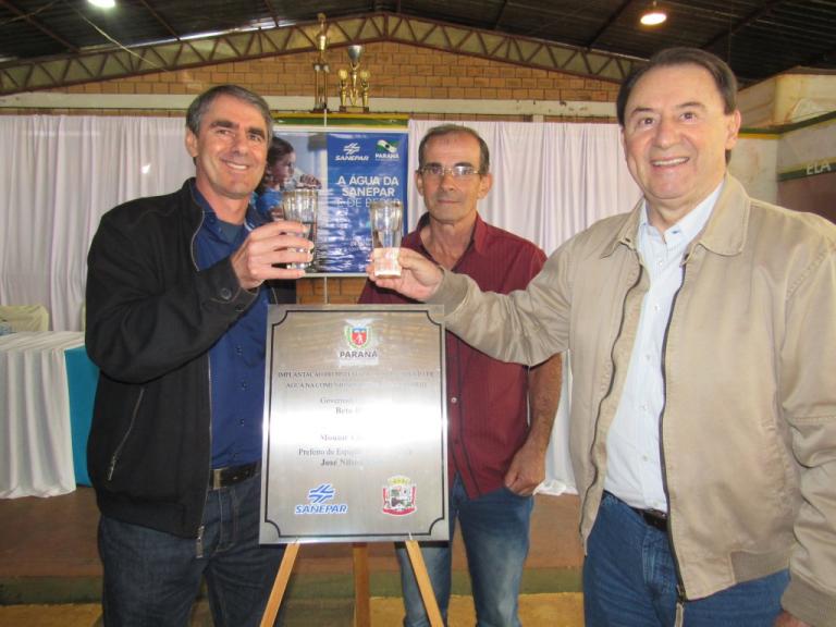 160429_-_inaug_abastecimento_linha_agua_do_meio_73.jpg