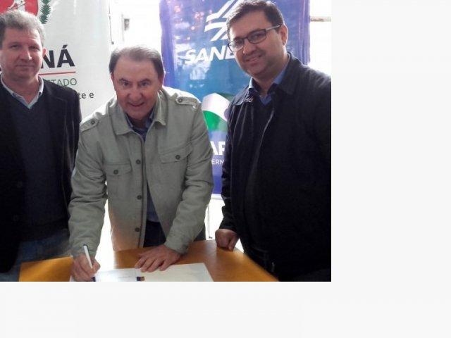 160519_foto_3__ponta_grossa_-_governador_anuncia_investimentos.jpg