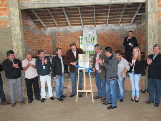 160617_sao_mateus_do_sul_-_comunidade_tem_agua_tratada_5.jpg