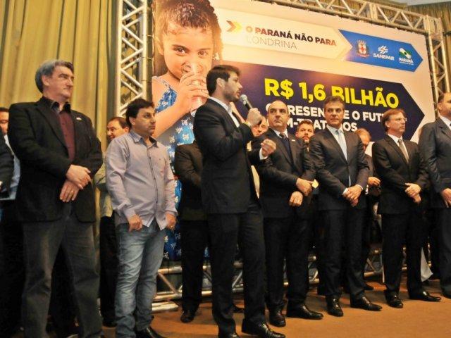 160623_-_londrina_-_liderancas_comentam_assinatura_do_contrato__-_valter_orsi_na_esquerda.jpg