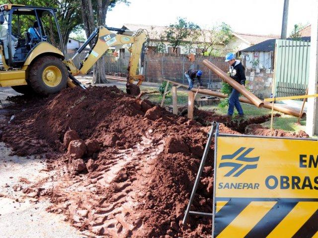 160629_-_foz_do_iguacu_-_sanepar_orienta_moradores__1.jpg