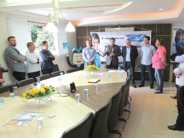 160701_-_nova_esperanca_-_dois_vizinhos_-_assinatura_os_-__4.jpg