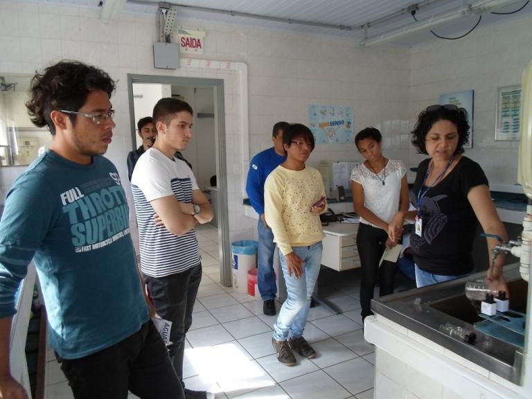 161004_-_londrina_-_estudantes_indigenas_-_eta_cafezal_-__4.jpg