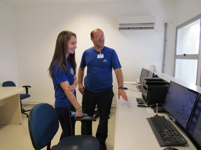 170324_guarapuava_-_estudantes_visitam_estacoes_tratamento_da_sanepar_10.jpg