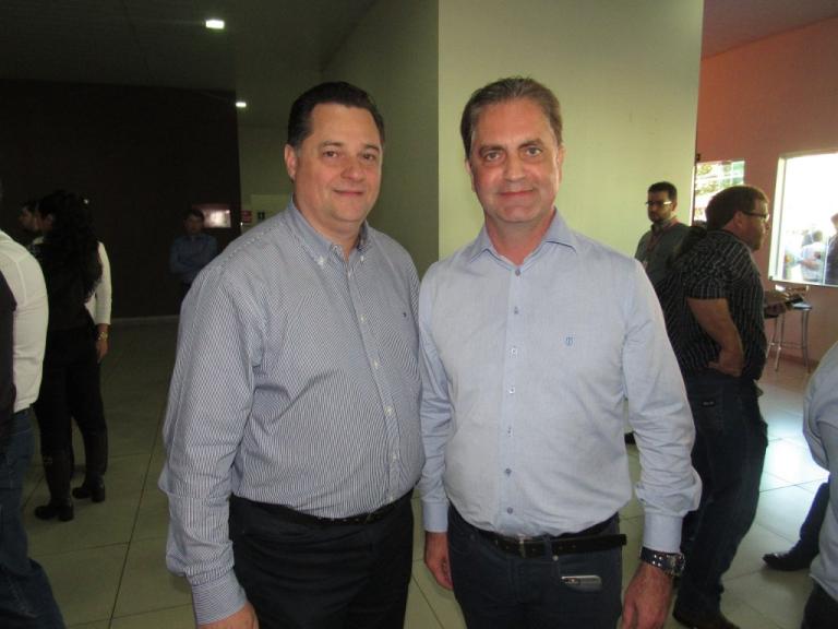 170505_-_expoinga_-_veroneze_e_ulisses_maia.jpg