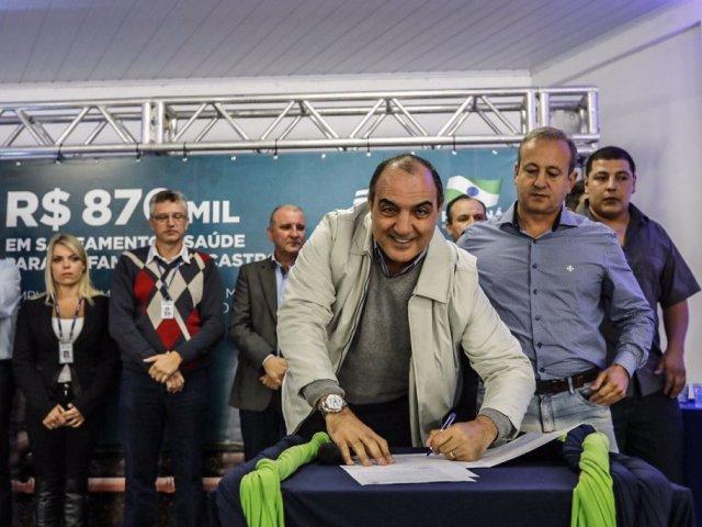170523_sanepar_investe_r868_mil_para_ampliar_sistema_de_esgoto_de_castro_2.jpg