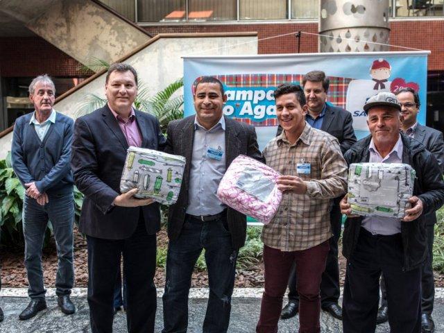 170713_curitiba_-_campanha_do_agasalho_entrega_1.jpg