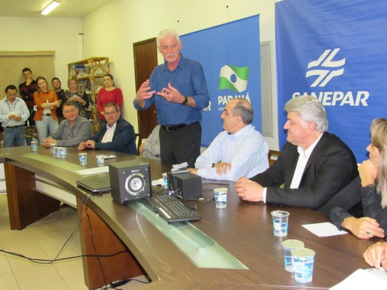170818_-_guaira_-_entrega_obras_e_anuncio_investimentos_4.jpg