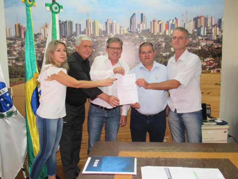 180129_-_cascavel_-_sanepar_leva_agua_para_lago_azul_1.jpg