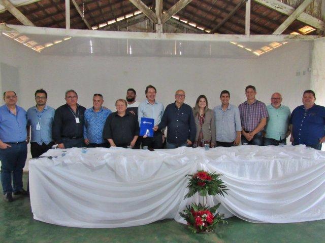 181112__norte_pioneiro_-_obras_esgoto_presidente__1.jpg
