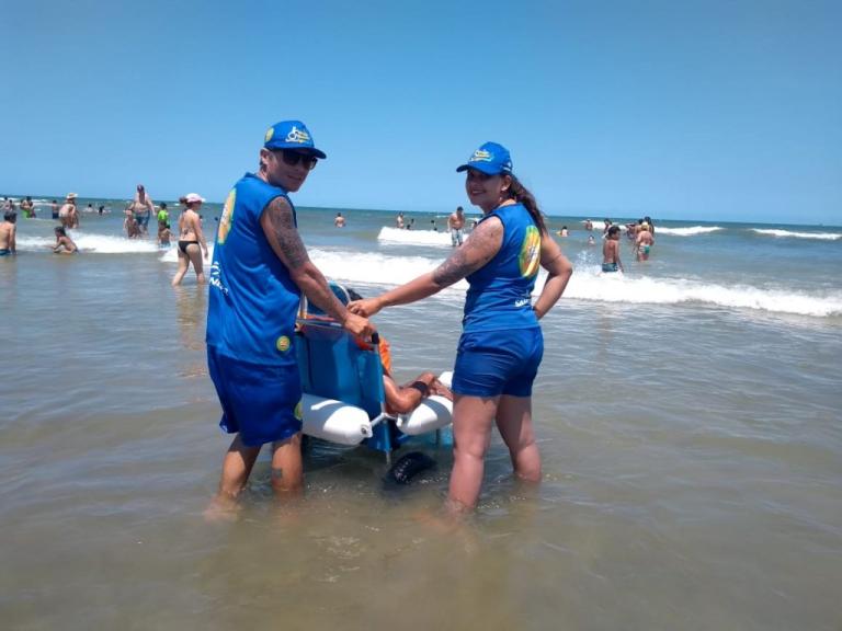 190102_litoral_operacao_verao_-_cadeira_anfibia_4.jpg