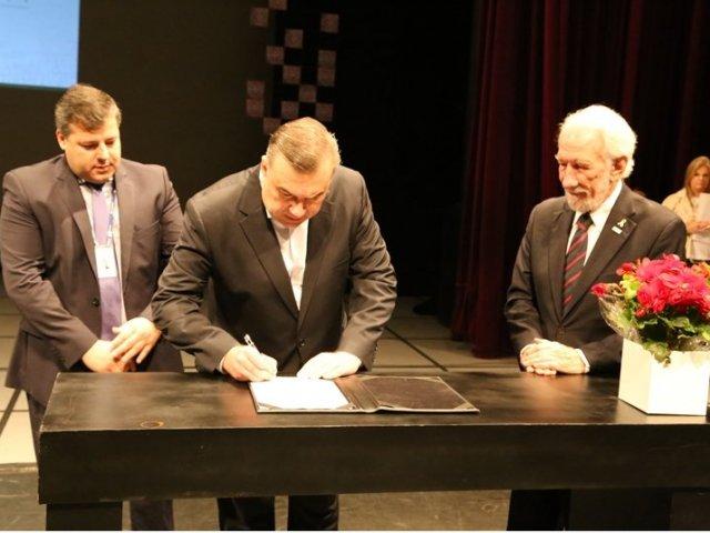 190515_curitiba_programa_caixa_dagua_5.jpg