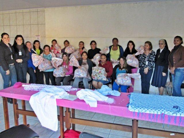 1_-_2016.05.23_-_lda_-_campanha_do_agasalho_-_tamarana_6_todas.jpg